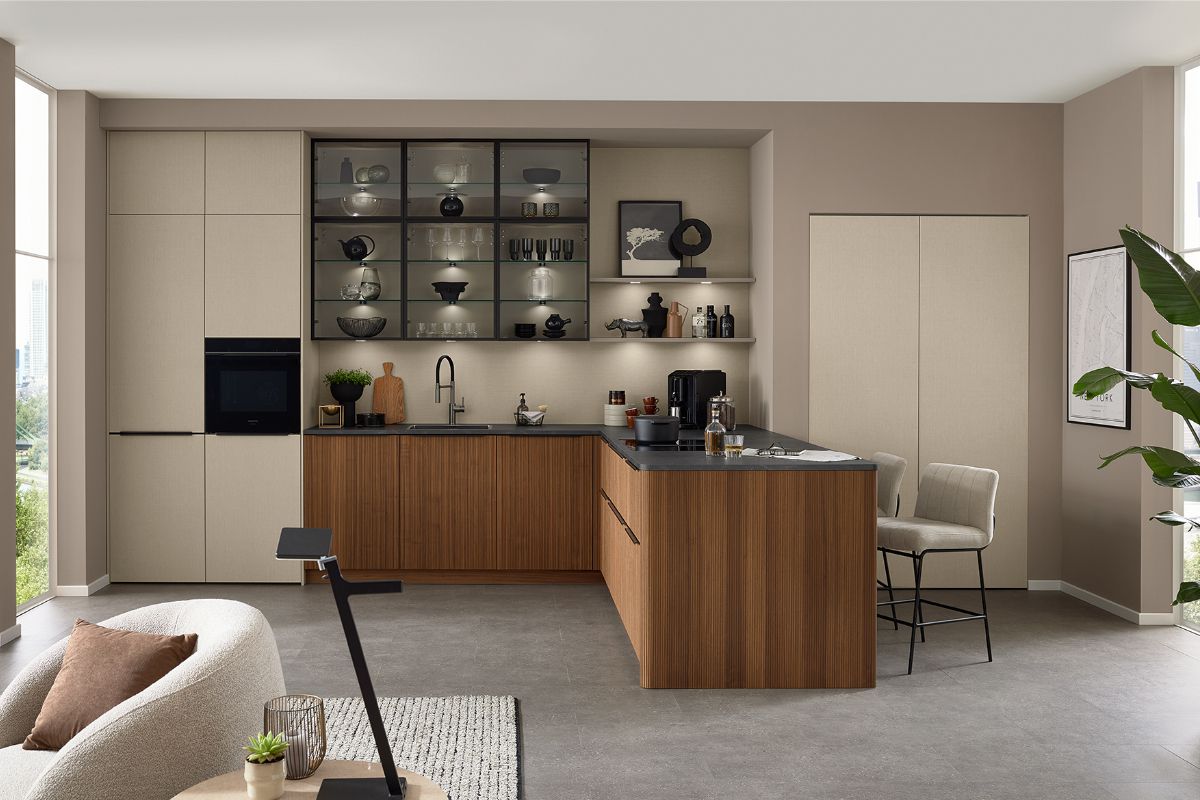 Ballerina moderne L-Kueche Holz sand mit Tresen